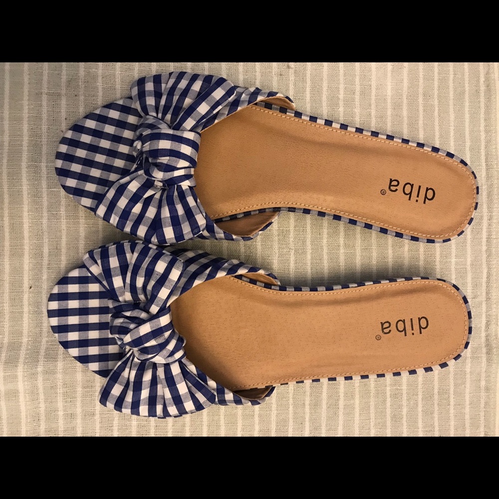 Adorable Peep Toe Slip Ons